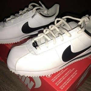 Kids cortez